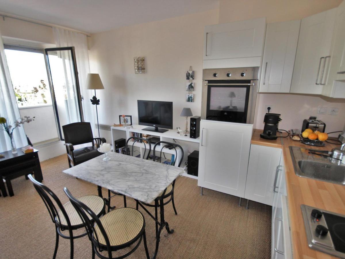 Studio Centre-Ville Royan : Plages Et Commerces A Pied, Balcon, Parking Gratuit - Fr-1-550-7 Exteriér fotografie